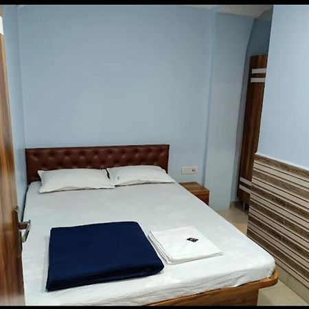Kamal Lodge Kolkata Exterior photo